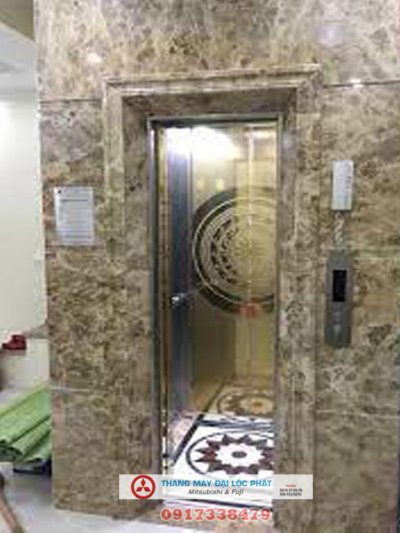 thang máy dành cho quán karaoke 10