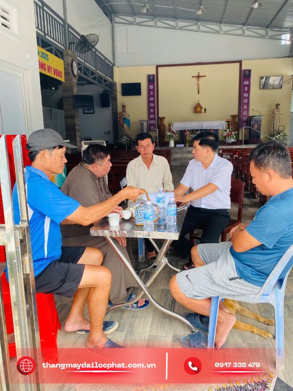 khảo sát nhà cũ lâu năm lắp thang máy