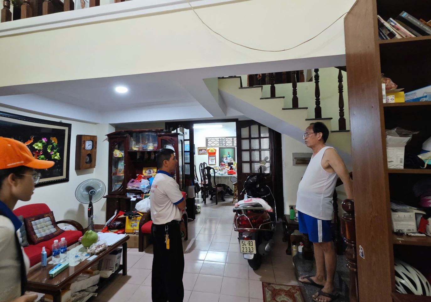 Kỹ thuật khảo sát nhà trước khi lắp thang máy mini